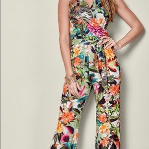 VENUS Tropical Jumpsuit 🌴🌺